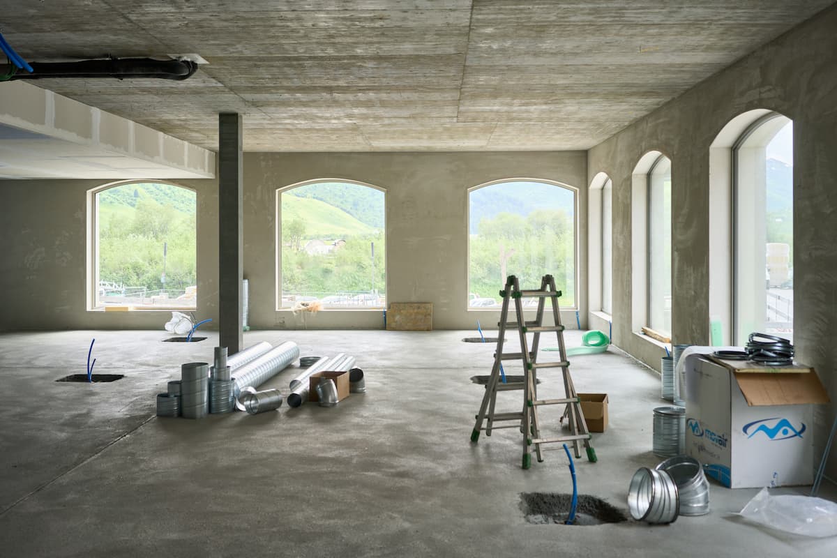 post commercial construction cleaning service